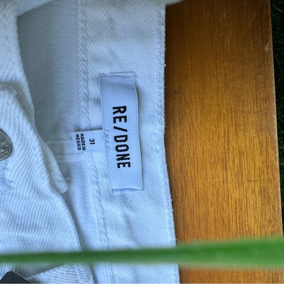 Re/Done 70s Stove Pipe Jeans Destroyed in White, Size 31 NWT $285 - Picture 8 of 10
